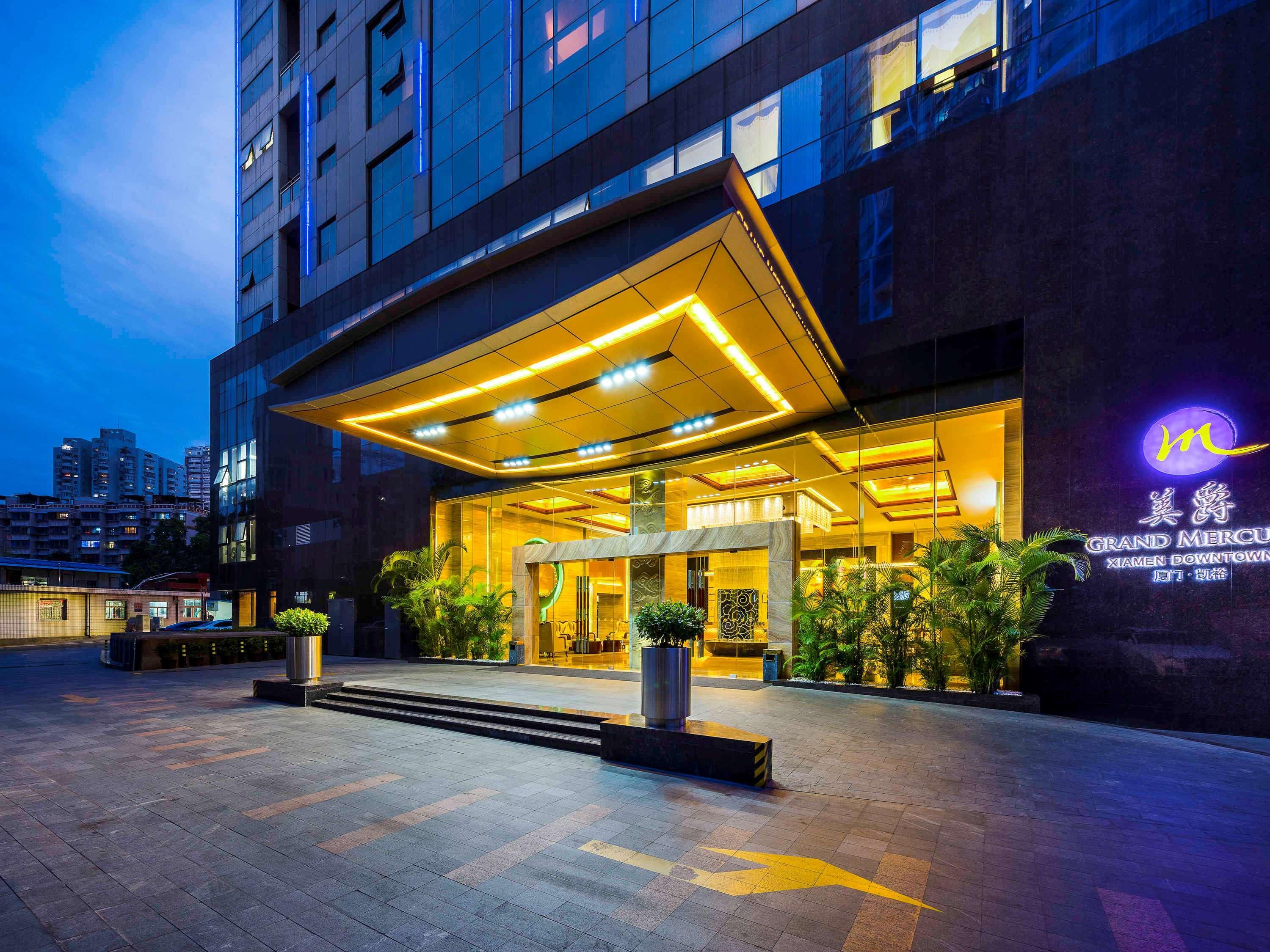 Grand Mercure Xiamen Downtown-Free Welcome Fruit & Metro Station Buitenkant foto