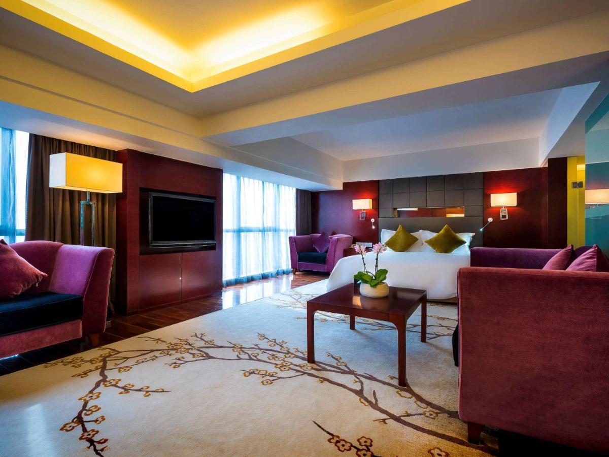 Grand Mercure Xiamen Downtown-Free Welcome Fruit & Metro Station Buitenkant foto
